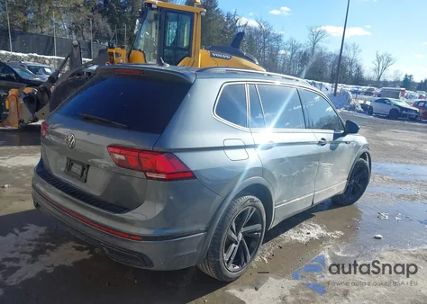 2023 Volkswagen Tiguan 2.0T Se R-Line Black z USA, uszkodzony, nr VIN 3VV8B7AX3PM135998